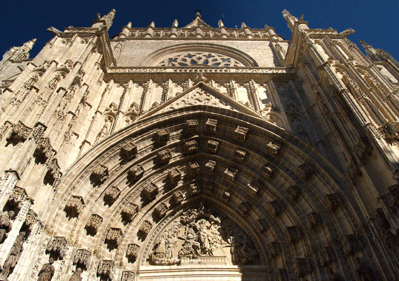 Die Bgen der Kathedrale von Sevilla