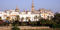 Vista su Siviglia citta dal fiume Gualdalquivir